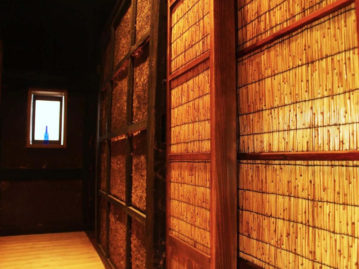 Hostel & Tatami Bar Uchikobare -内子晴れ- Exterior foto