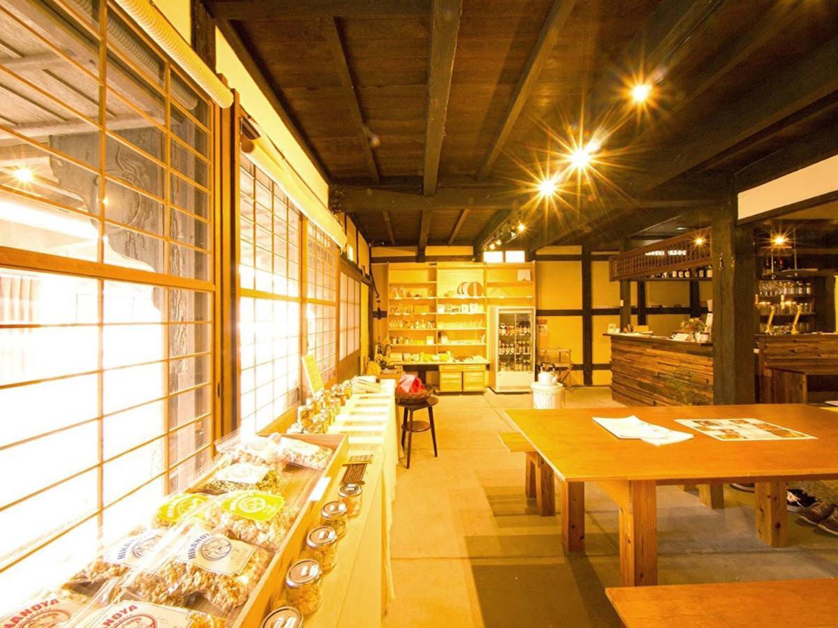Hostel & Tatami Bar Uchikobare -内子晴れ- Exterior foto
