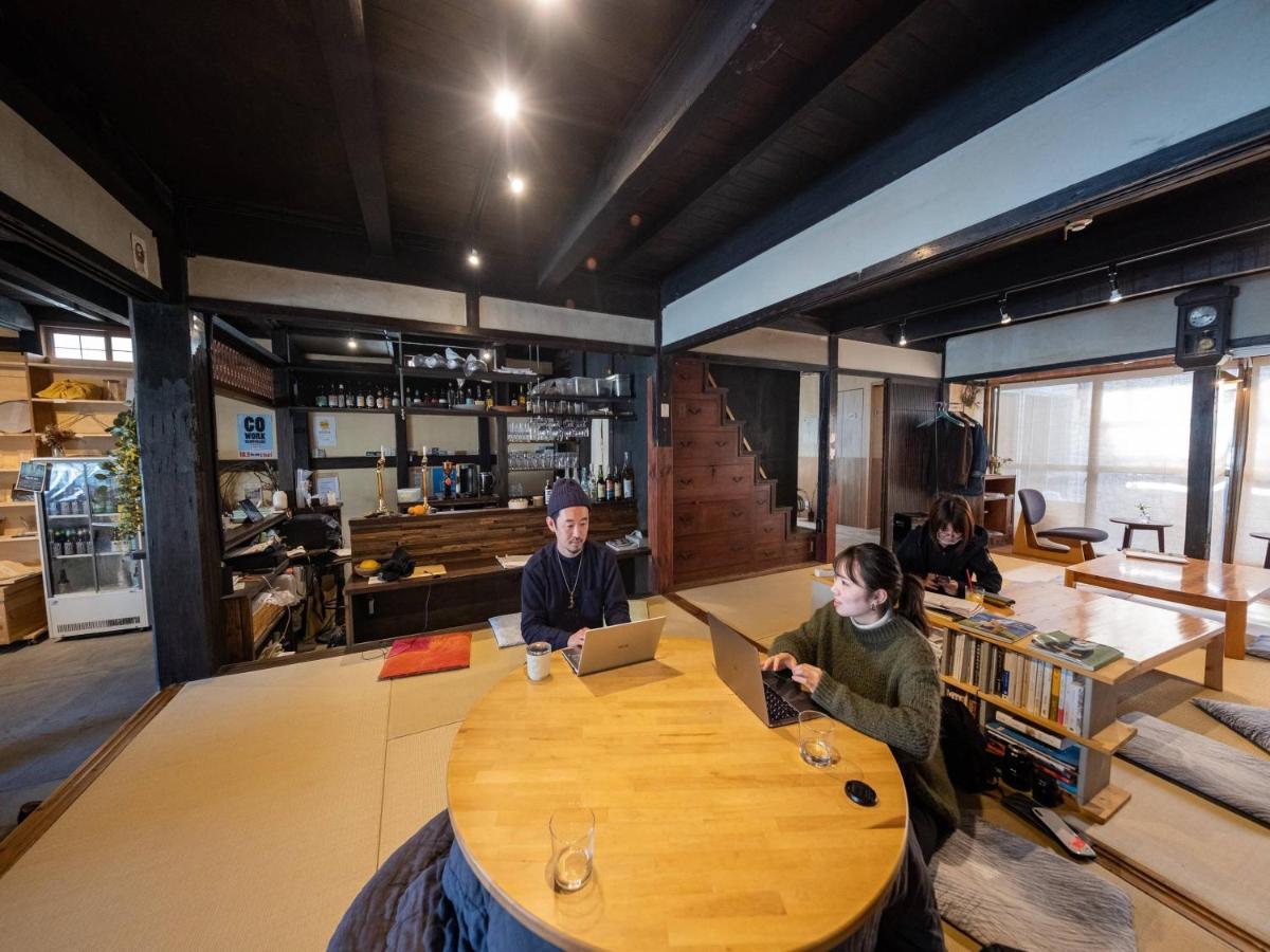 Hostel & Tatami Bar Uchikobare -内子晴れ- Exterior foto