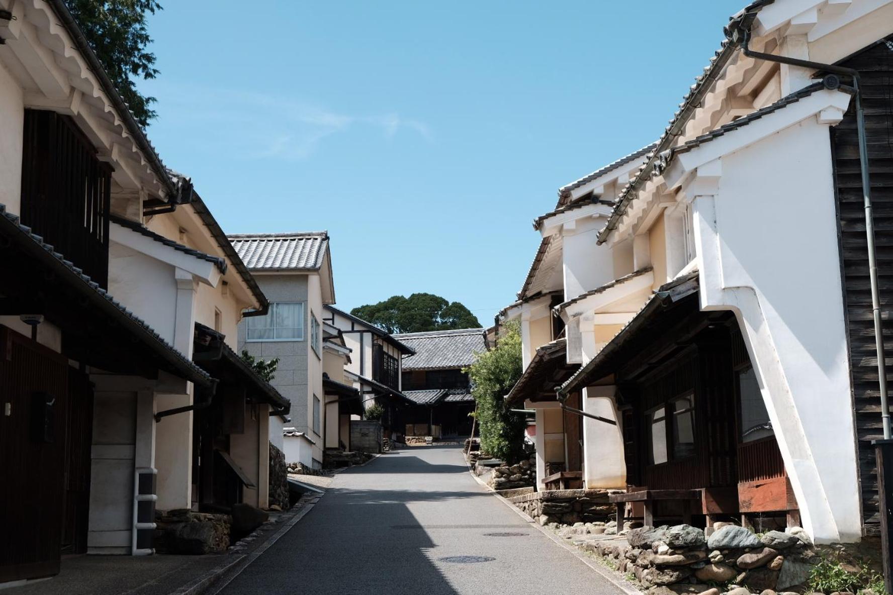 Hostel & Tatami Bar Uchikobare -内子晴れ- Exterior foto